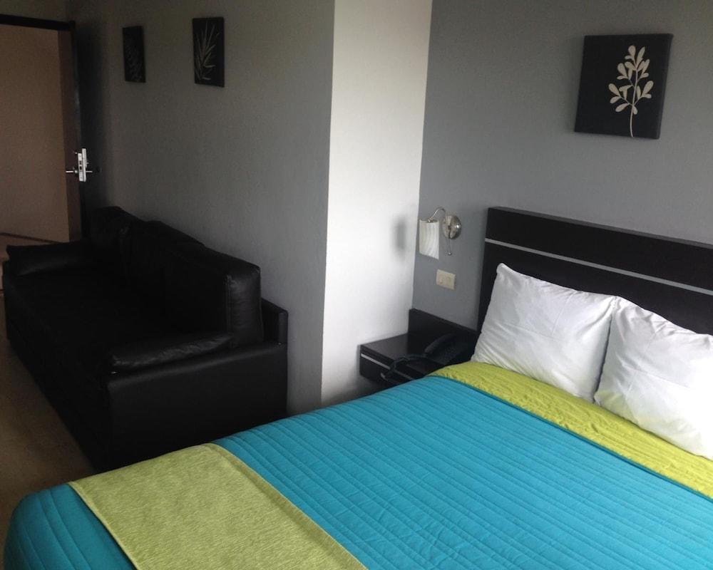 Hotel Mision Express Xalapa Exterior photo